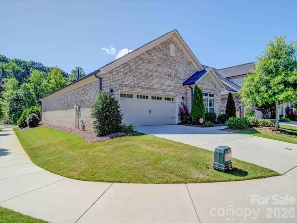 5218 Courtyard Lane, Belmont, NC 28012