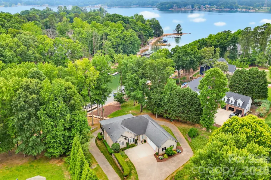 197 April Road, Troutman, NC 28166 - #2