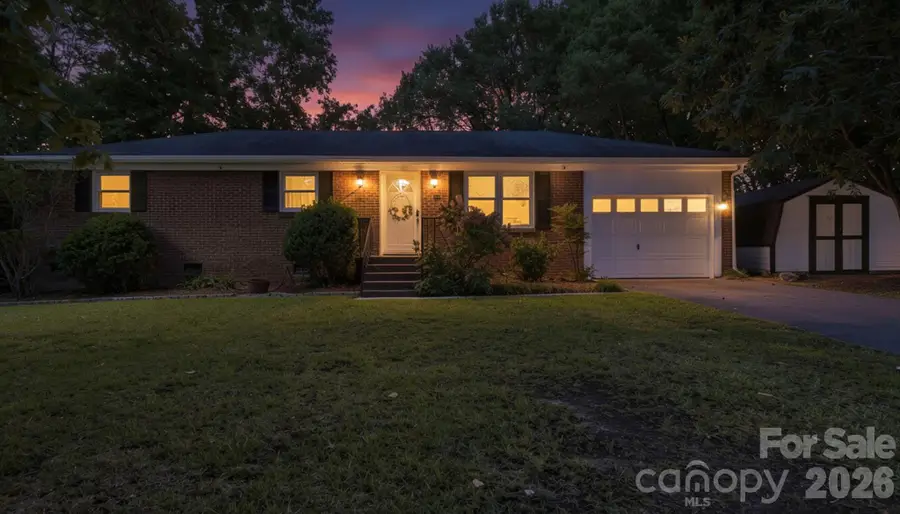 3442 Matthews Indian Trail Road, Matthews, NC 28104 - #2