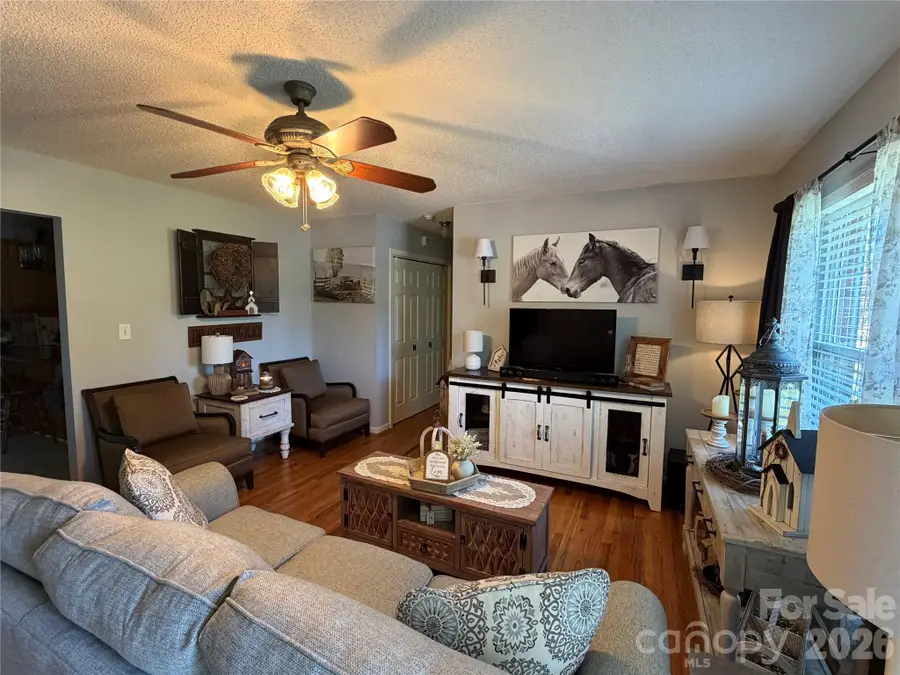 110 E Pine Street, Maiden, NC 28650 - #2