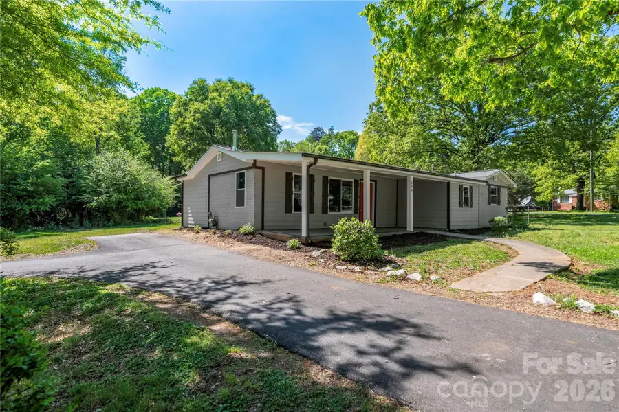 404 Dogwood Lane, Statesville, NC 28625 - #3