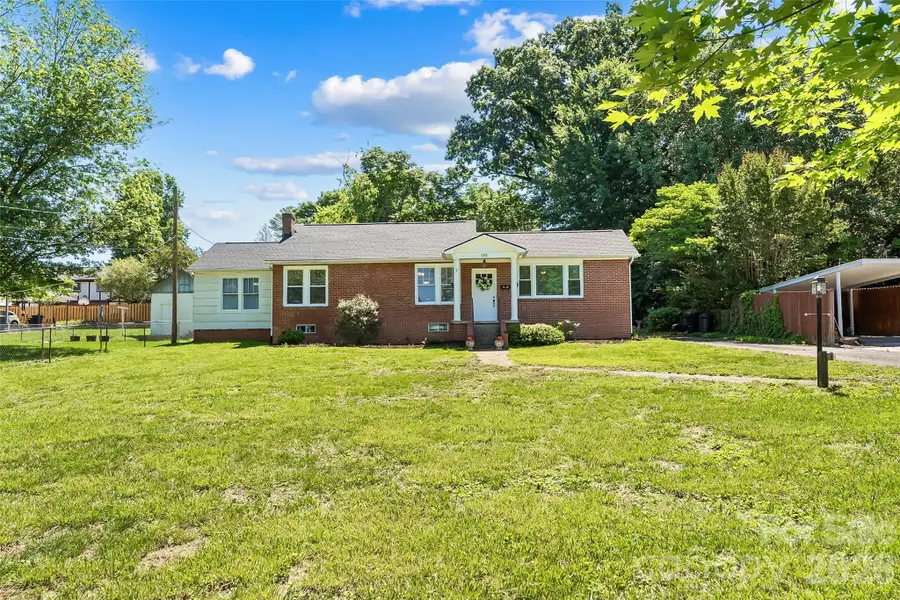 101 Falls Street, Morganton, NC 28655 - #2