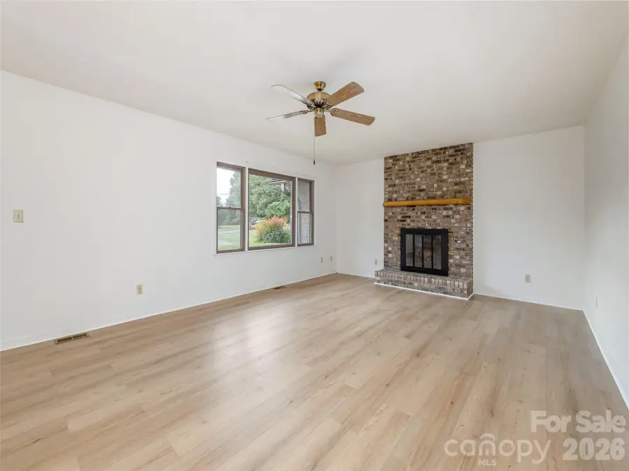 2 Bannerwood Drive, Horse Shoe, NC 28742 - #3