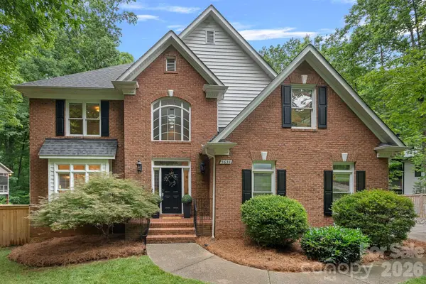 5634 Camelot Drive, Charlotte, NC 28270