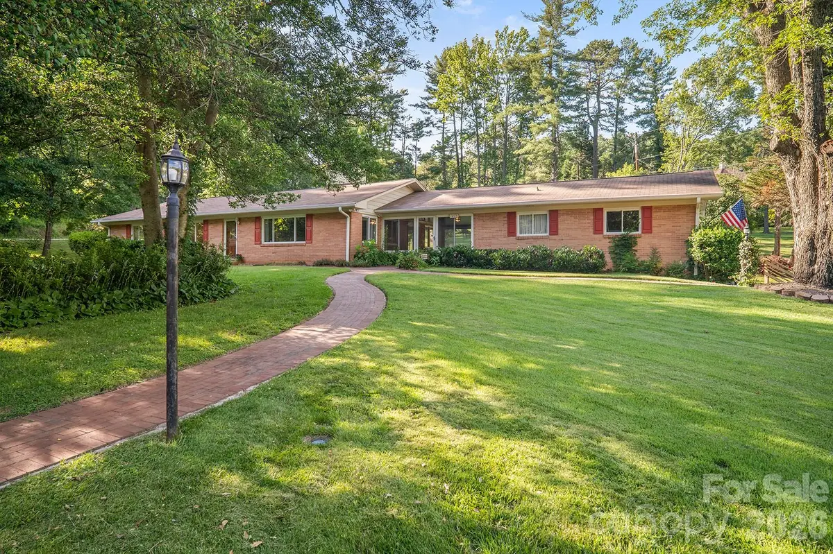 1235 Ashby Lane, Hendersonville, NC 28791 - #1
