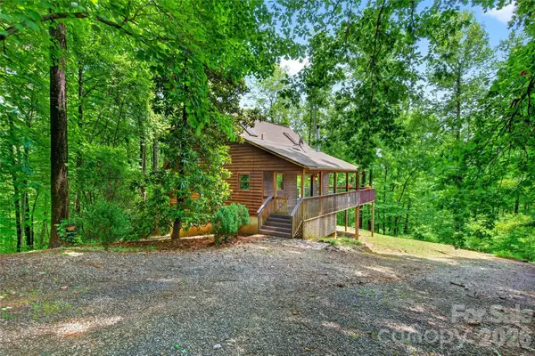 1828 Mckenzie Way S, Old Fort, NC 28762