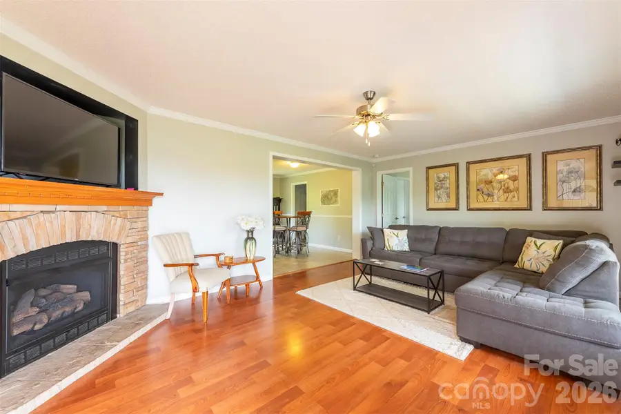 25 Inglescott Way, Alexander, NC 28701 - #3