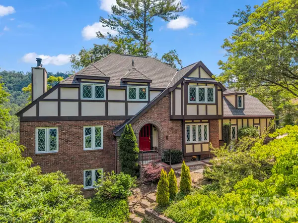 8 Sunny Ridge Drive, Asheville, NC 28804