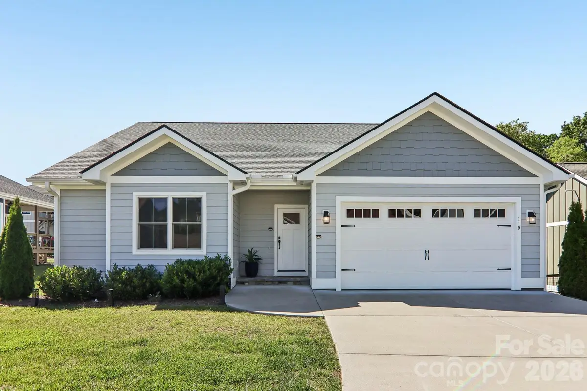 119 Olde Oak Way, Hendersonville, NC 28792 - #1