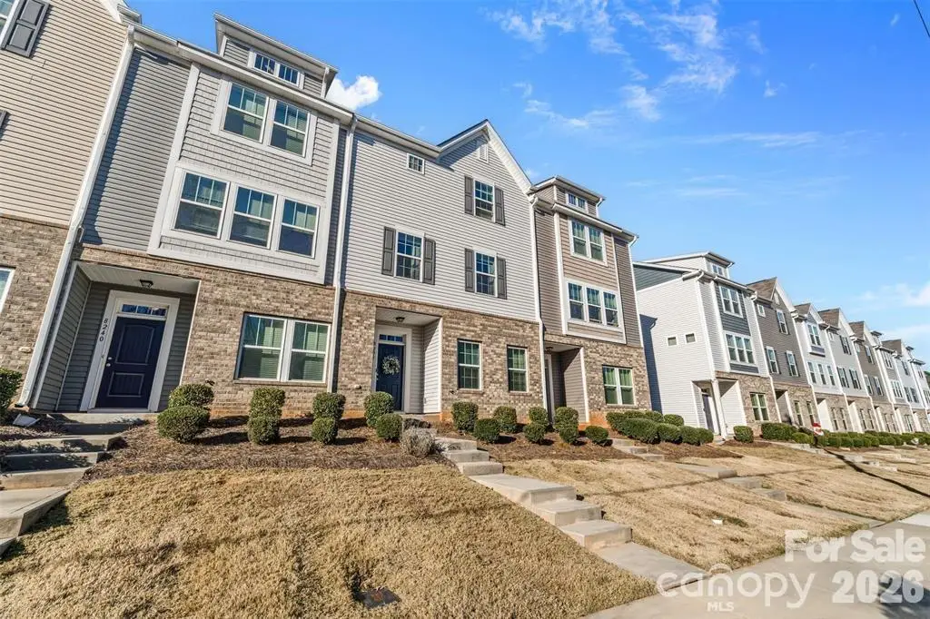 8236 Waxhaw Highway, Waxhaw, NC 28173 - #1