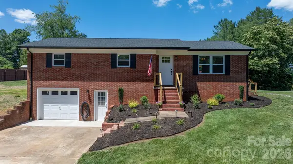 55 Hillsdale Lane, Taylorsville, NC 28681