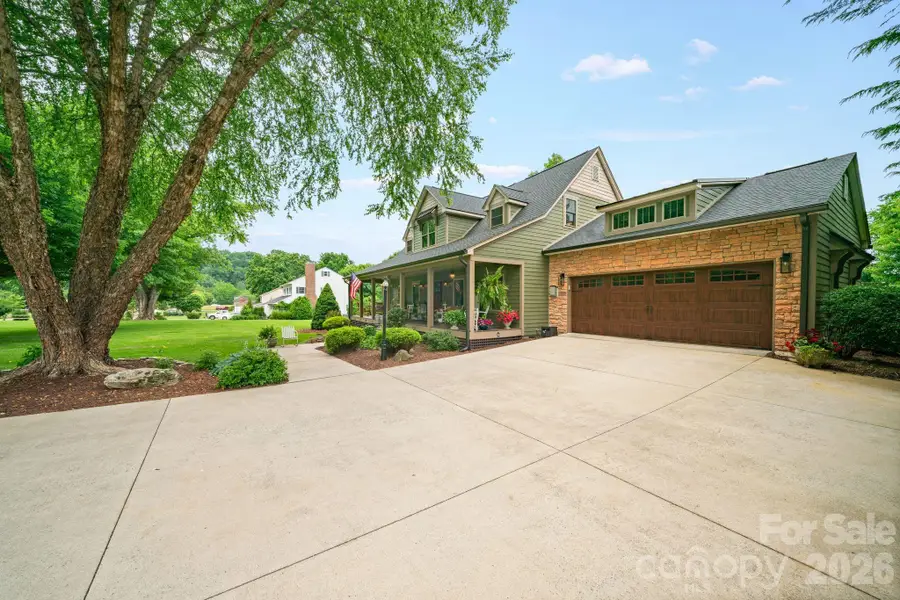 98 Garden Lane, Canton, NC 28716 - #3