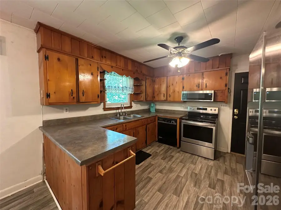 2939 Links Drive, Granite Falls, NC 28630 - #2