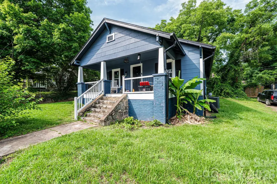224 Broadway Street Nw, Lenoir, NC 28645 - #3