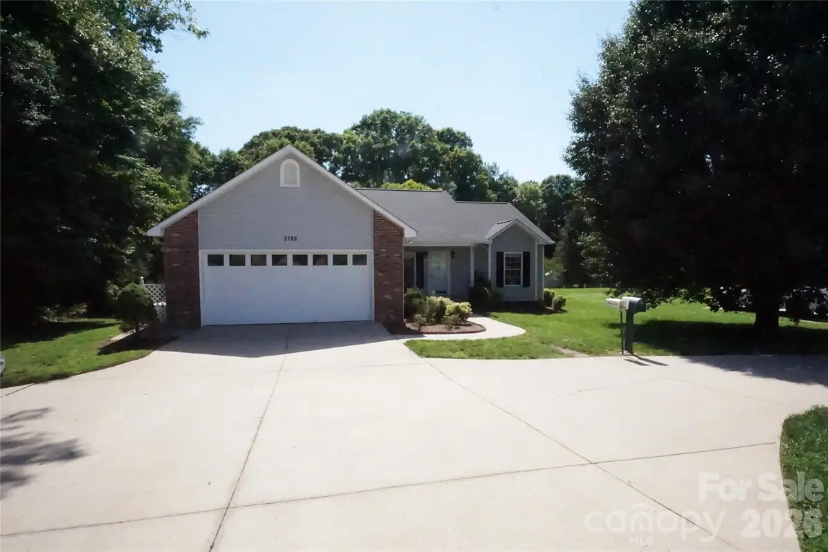 3795 River Road, Hickory, NC 28602 - #1