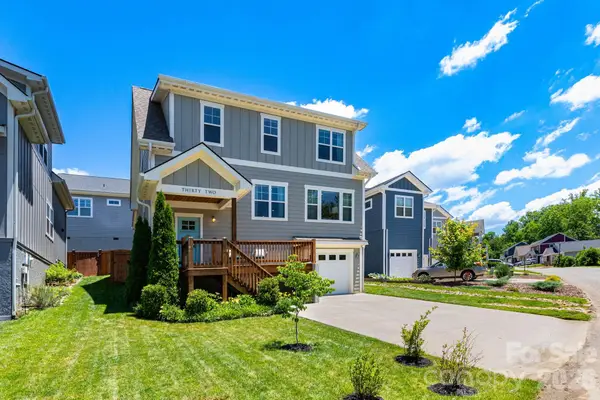 32 Greenwood Fields Drive, Asheville, NC 28804