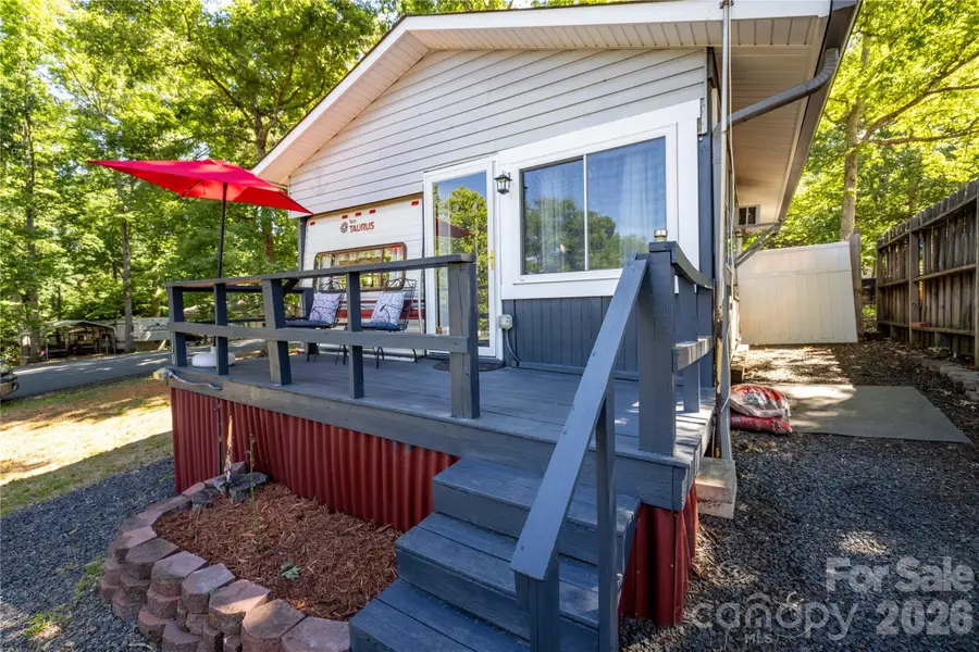 110 & 112 Laurel Ridge Ridge, Mount Gilead, NC 27306 - #3