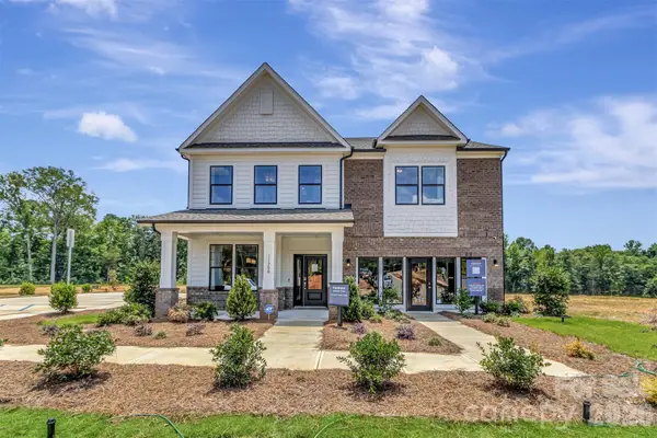 11200 Lochmere Road, Charlotte, NC 28278