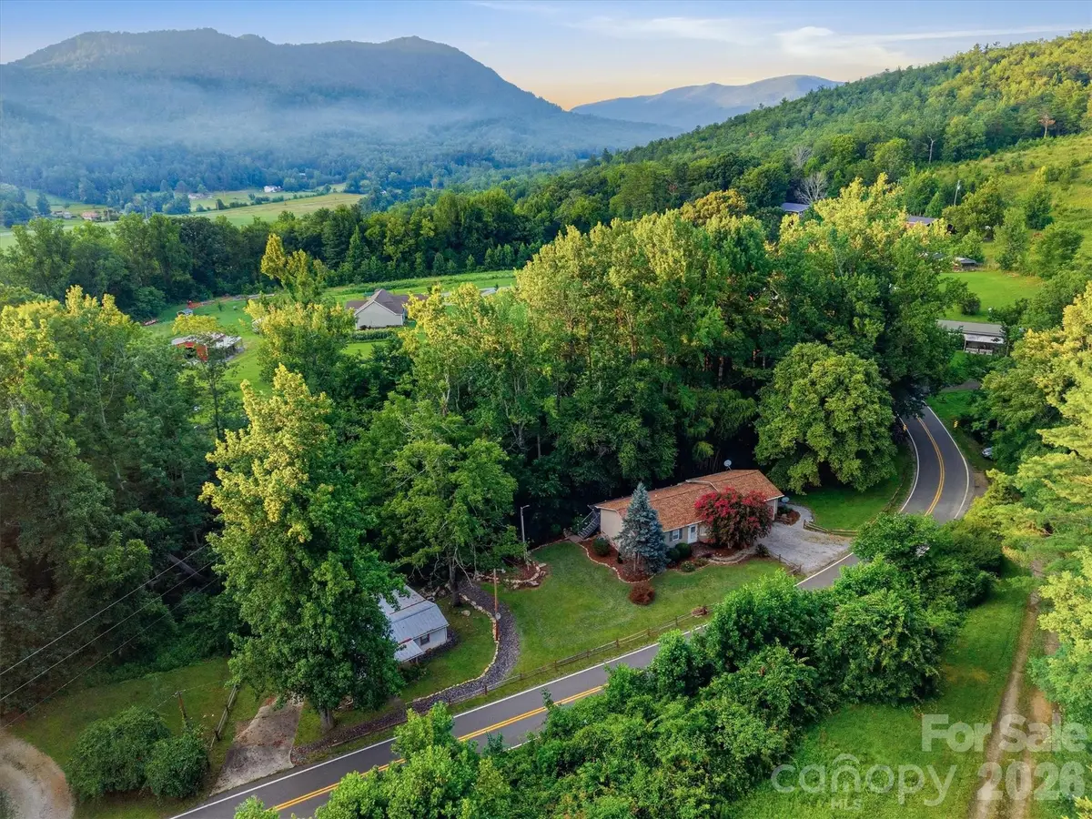5513 Old Linville Road, Marion, NC 28752 - #1