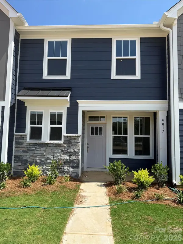 9017 Gulledge Court, Charlotte, NC 28262