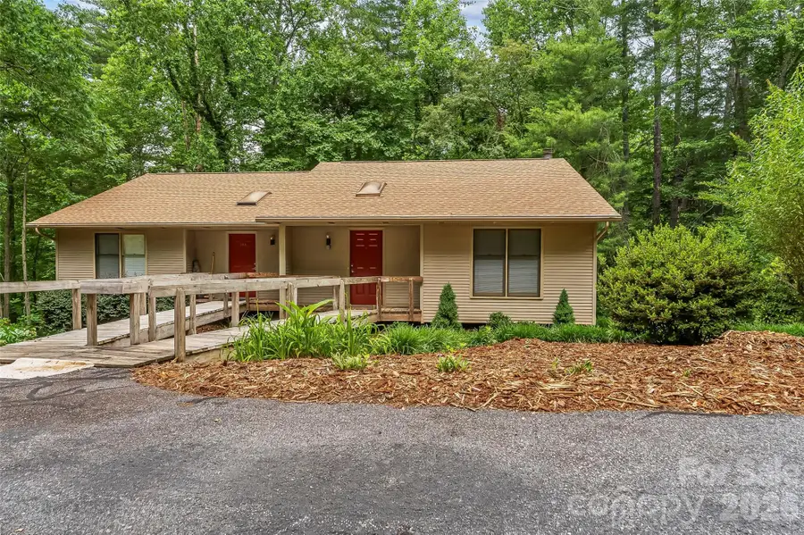 110 Wesley Drive, Morganton, NC 28655 - #2