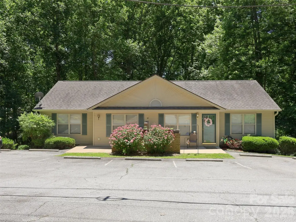 42 Queen Road #D, Candler, NC 28715 - #1