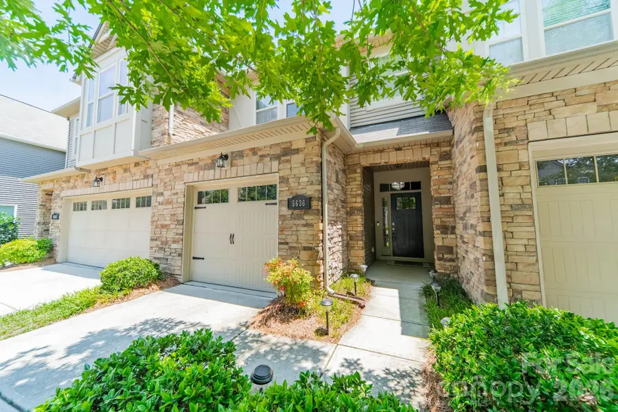 5636 Stonewells Drive, Charlotte, NC 28278 - #2