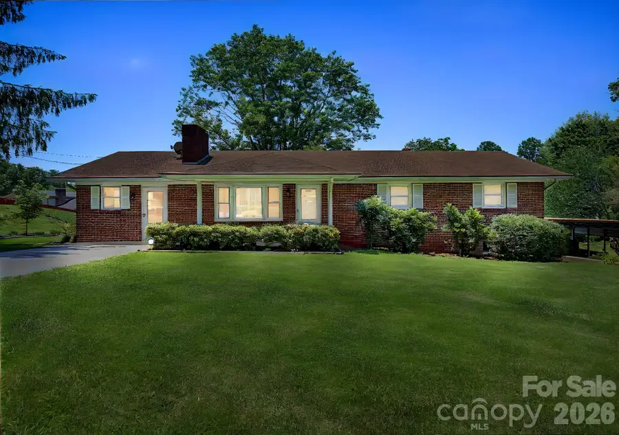 12 Webster Street, Weaverville, NC 28787 - #2
