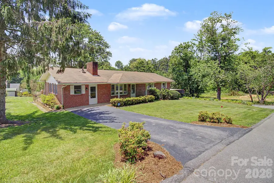 12 Webster Street, Weaverville, NC 28787 - #3