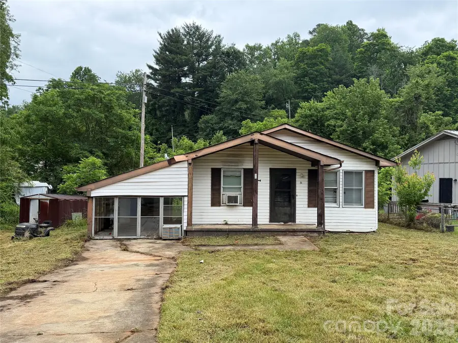 23 Meteor Court, Waynesville, NC 28768 - #2