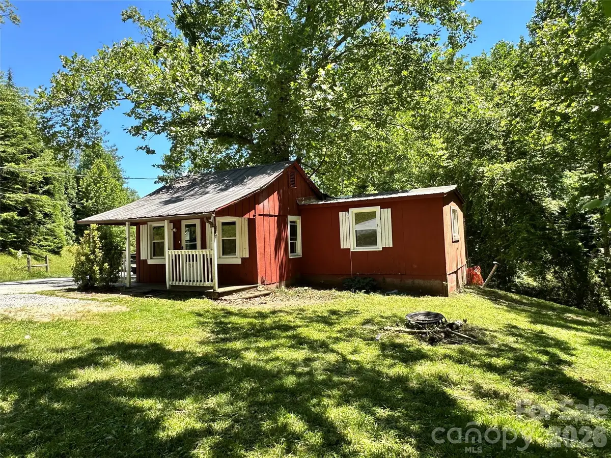 36 Range Road, Etowah, NC 28729 - #1