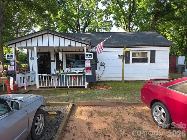 1035 Nations Drive, Charlotte, NC 28217