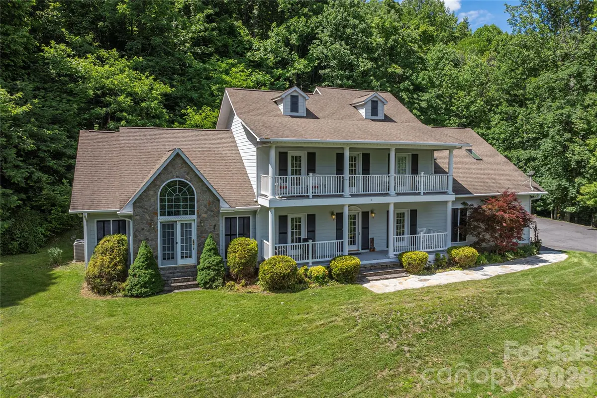 302 Davy Crockett Drive, Maggie Valley, NC 28751 - #1