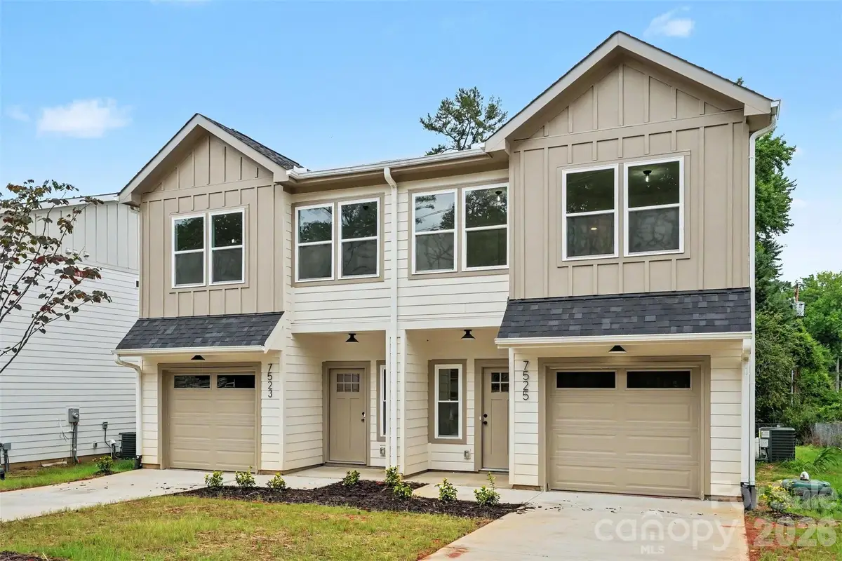 7523/7525 Lawyers Road, Charlotte, NC 28227 - #1