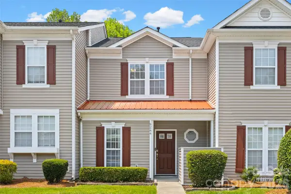 8244 Carob Tree Lane, Charlotte, NC 28215