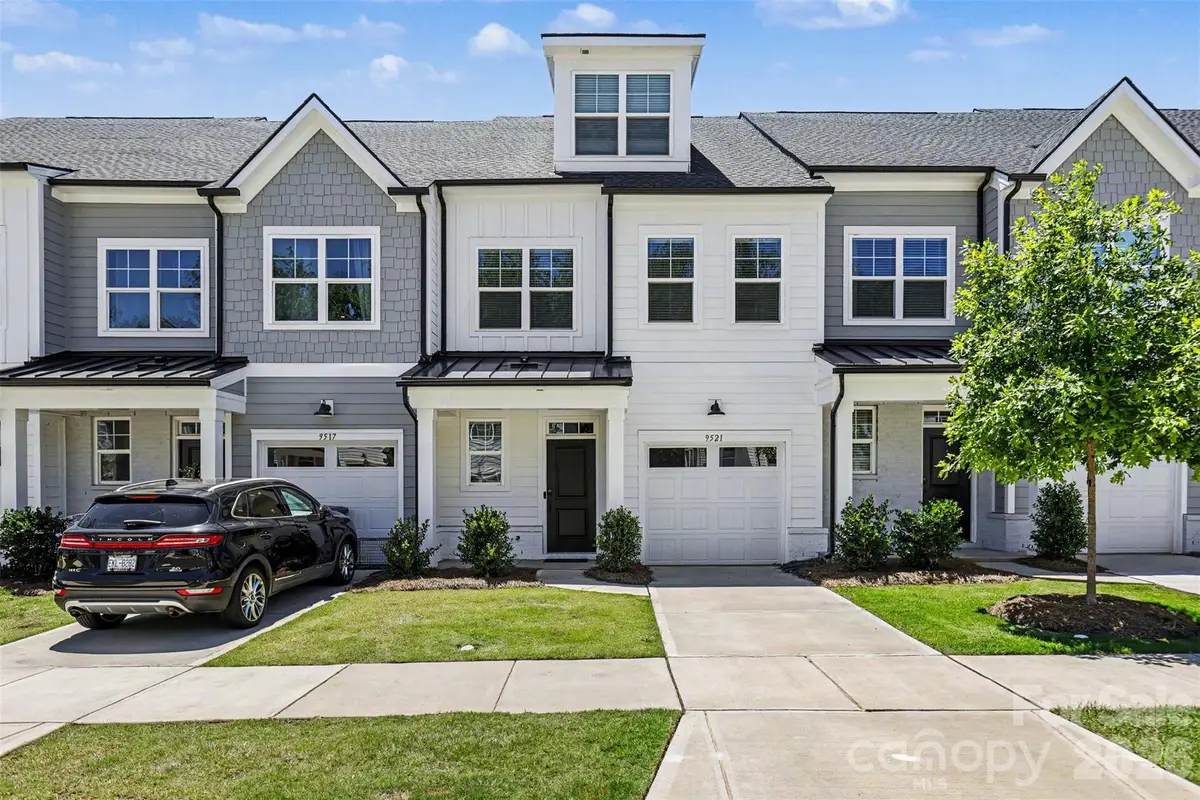 9521 Munsing Drive, Charlotte, NC 28269 - #1