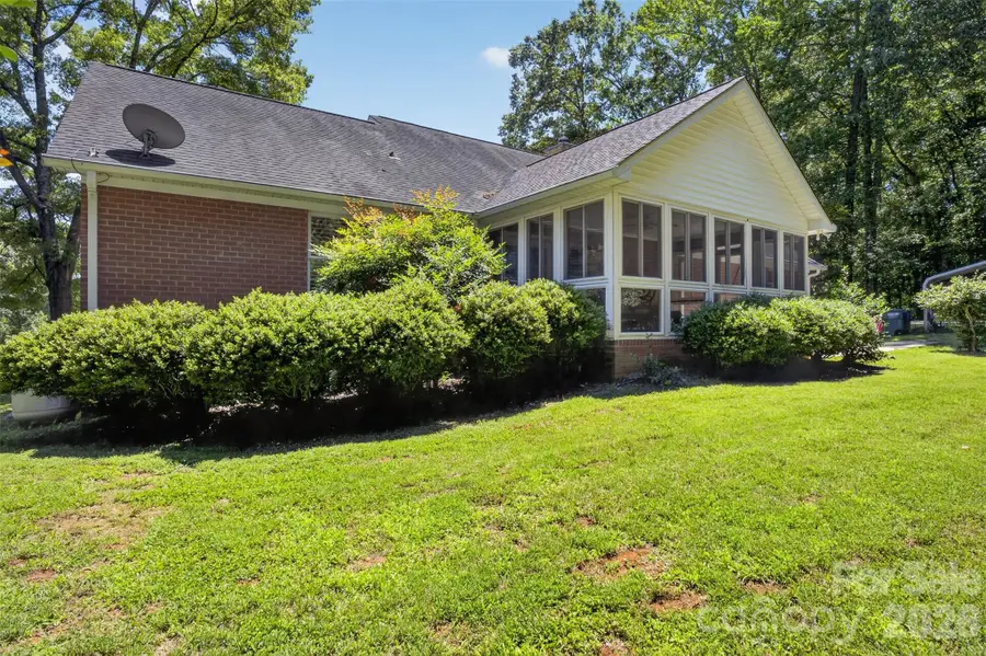 8234 Dennis Road, Charlotte, NC 28227 - #3
