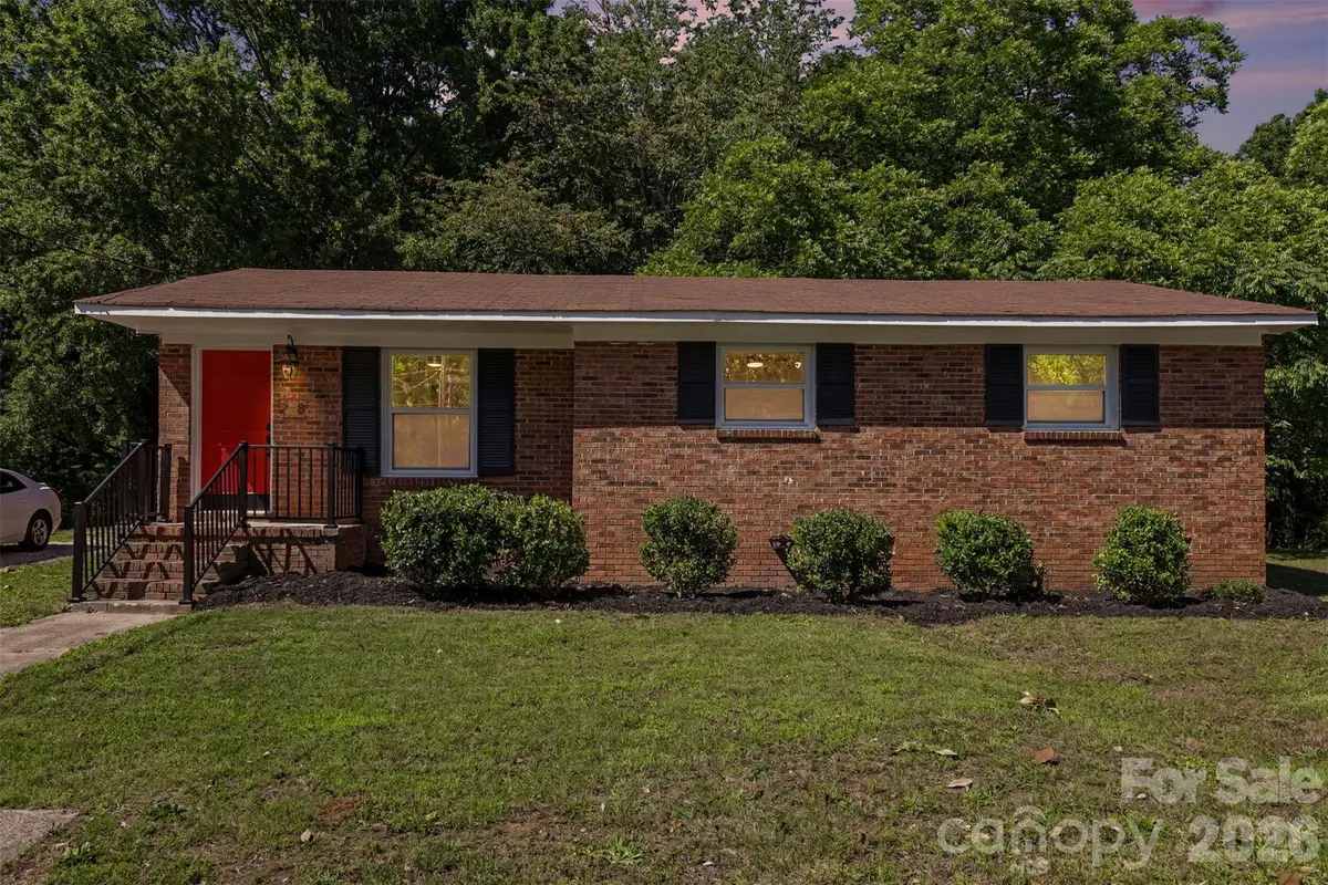 28 Maiden Lane, York, SC 29745 - #1
