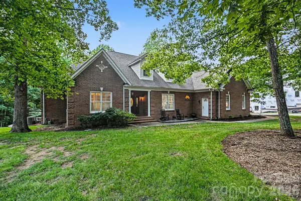 4016 Ancestry Circle, Weddington, NC 28104