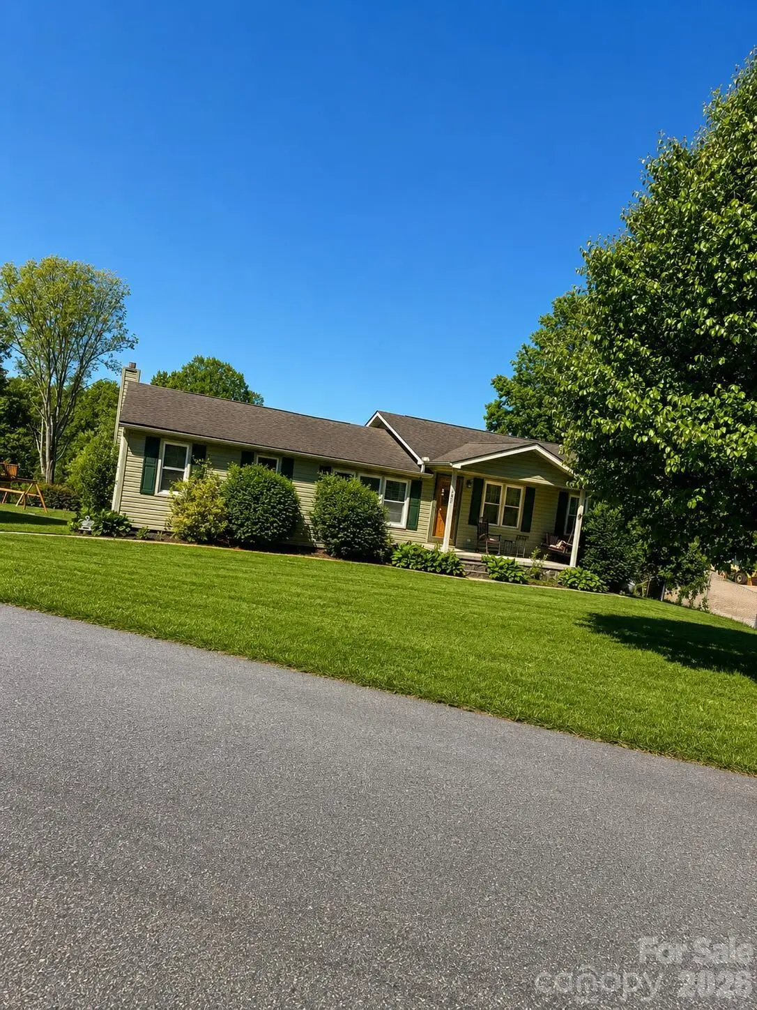 102 Phillips Road, Spruce Pine, NC 28777 - #1