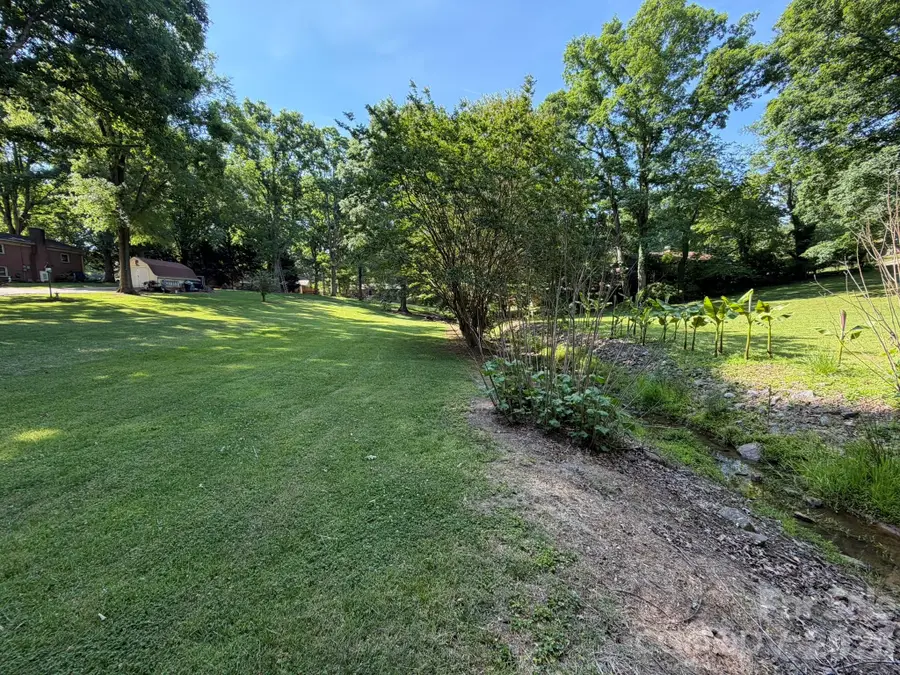 110 1st Street Place Se, Conover, NC 28613 - #2