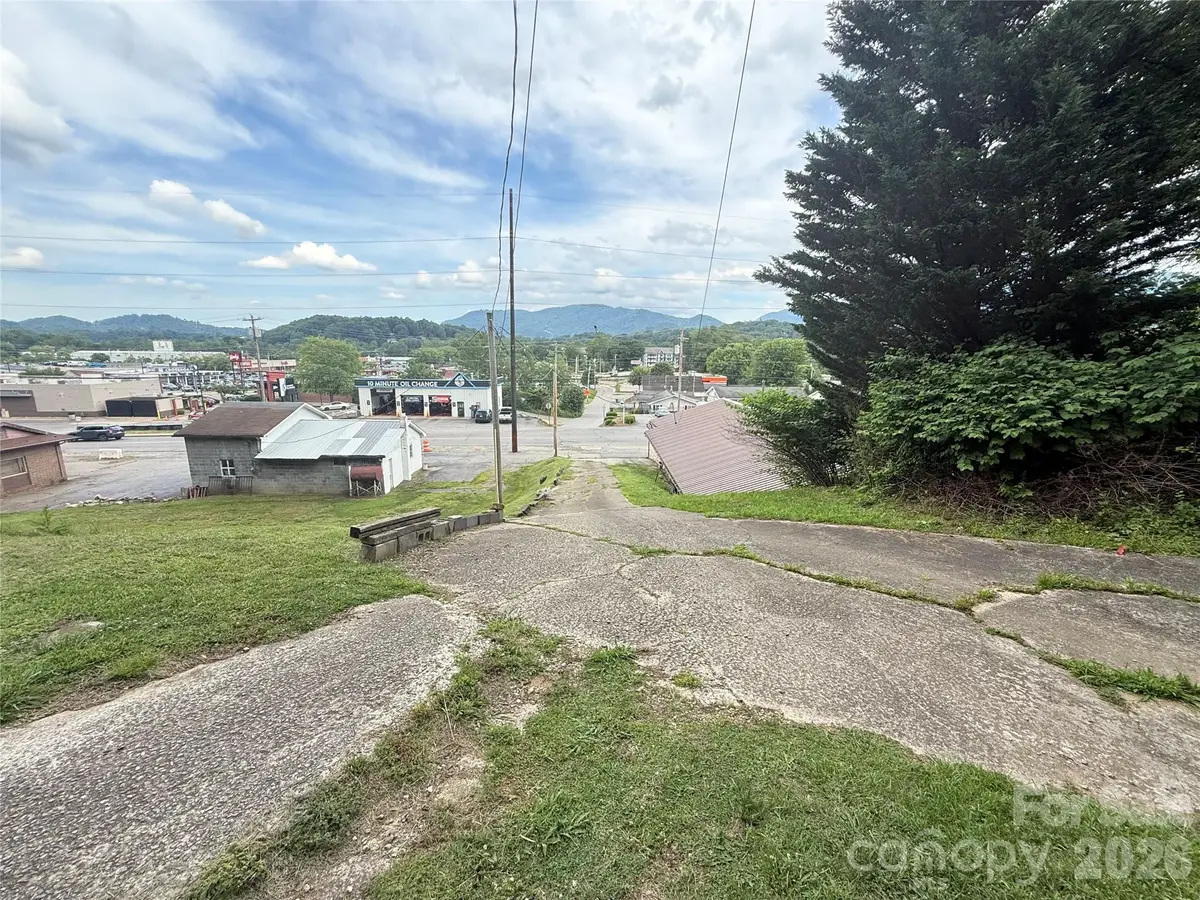 31 Paralee Lane, Waynesville, NC 28786 - #1