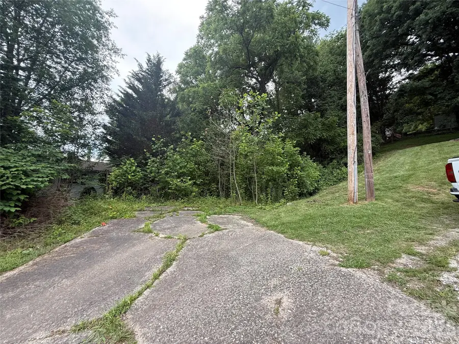31 Paralee Lane, Waynesville, NC 28786 - #2