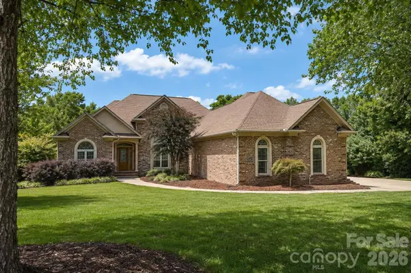 1001 Heritage Acres Drive, Weddington, NC 28104