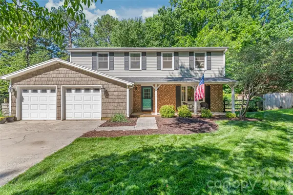425 Regency Drive, Charlotte, NC 28211