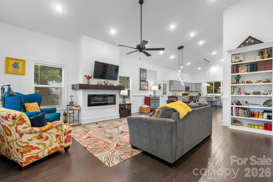329 W F Street, Newton, NC 28658 - #2