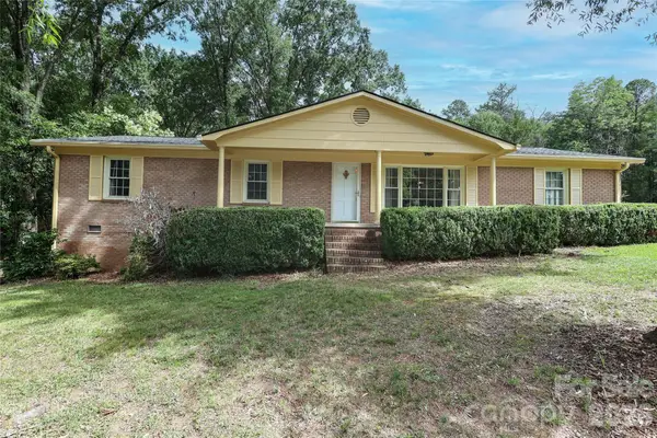 210 Cliffside Drive, Kannapolis, NC 28081
