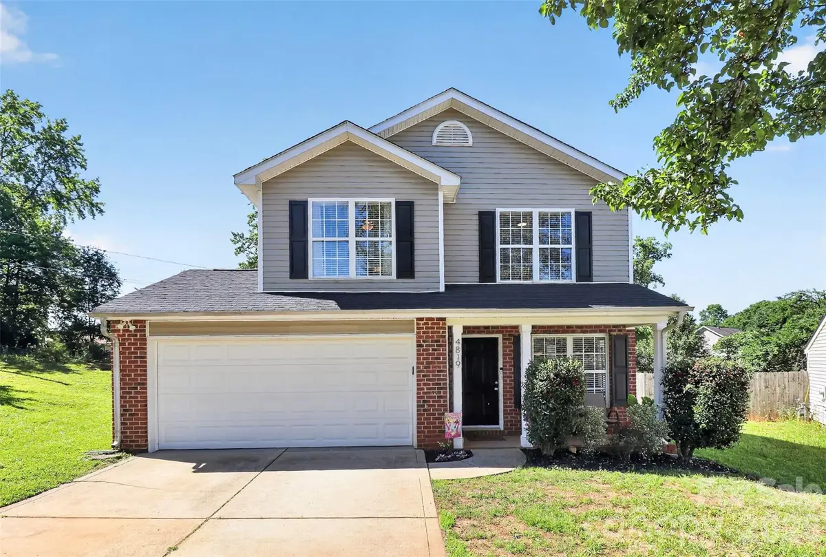 4819 Hopewood Lane, Charlotte, NC 28216 - #1