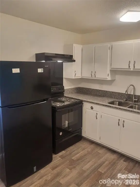 4731 Highlake Drive, Charlotte, NC 28215 - #2