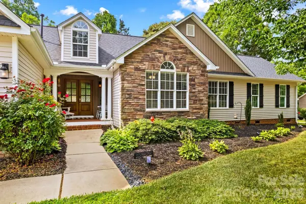 596 Maple Ridge Circle, Salisbury, NC 28147